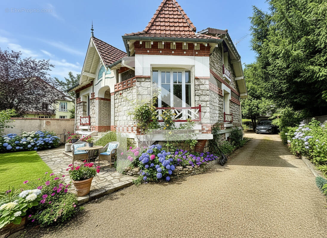 Maison à ENGHIEN-LES-BAINS