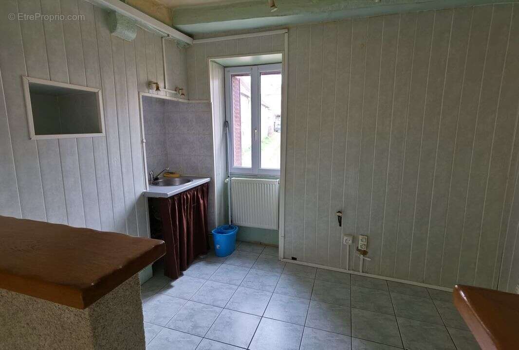Maison à DORNECY