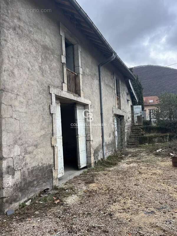 Appartement à SAINT-GEORGES-DE-COMMIERS