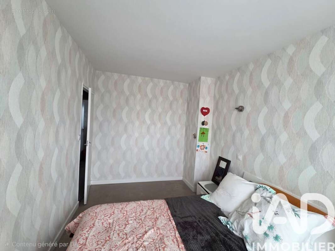 Appartement 63 m² à La Chapelle-Saint-Luc  - photo 7