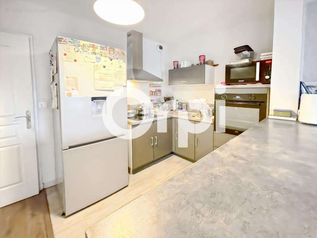 Appartement à SAINT-MARTIN-BOULOGNE