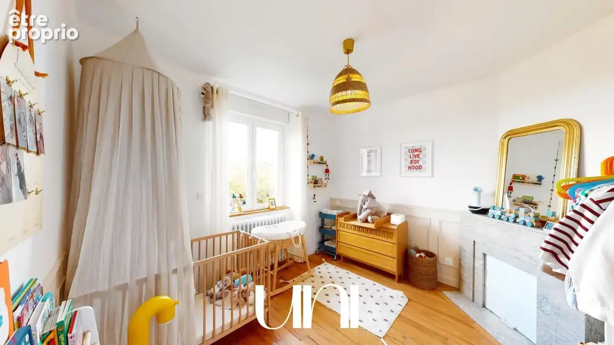 Maison 6 pièces de 138 m2 avec jardin - MALTOT - photo 8