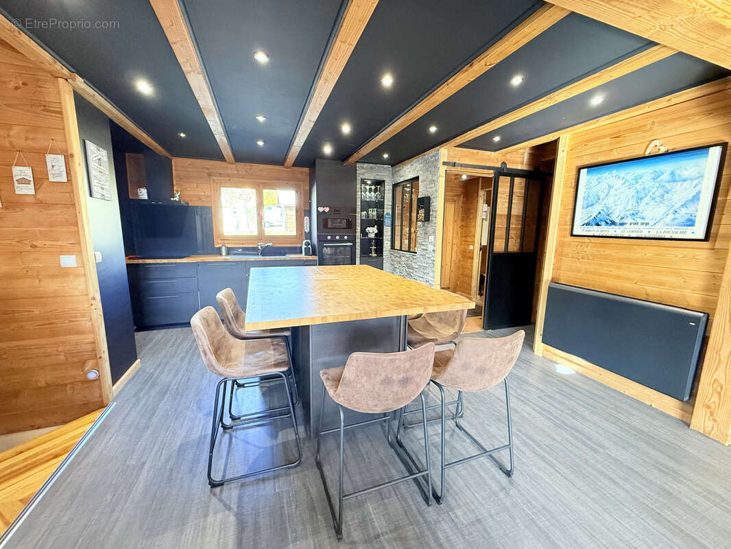 Maison à FONTCOUVERTE-LA-TOUSSUIRE