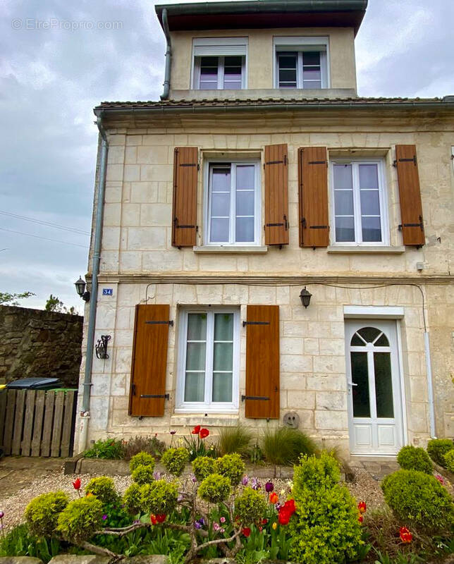 Maison à VILLERS-COTTERETS