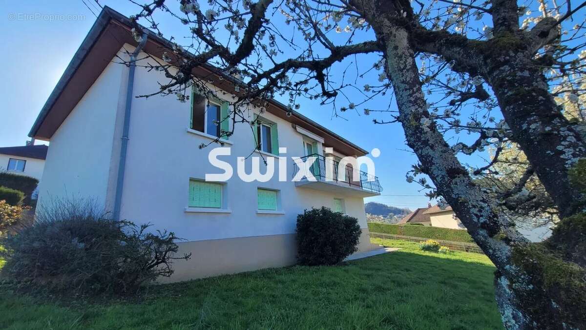 Maison à LONS-LE-SAUNIER