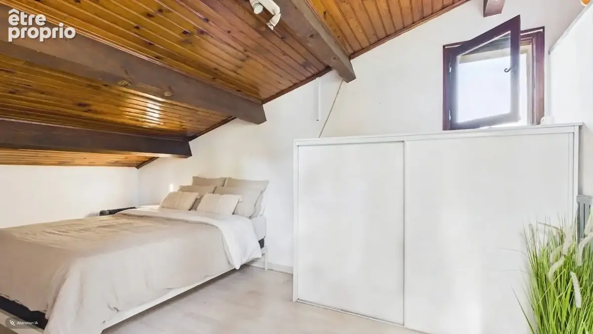 RUOMS   Maison avec piscine et 2 gîtes indépendants - photo 10