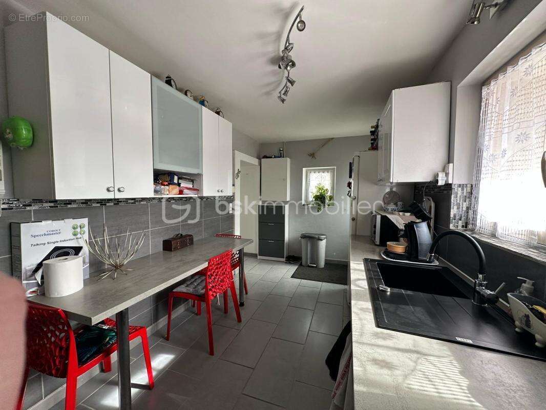 Maison de Bourg avec Grand Jardin et Studio Indépendant - photo 3