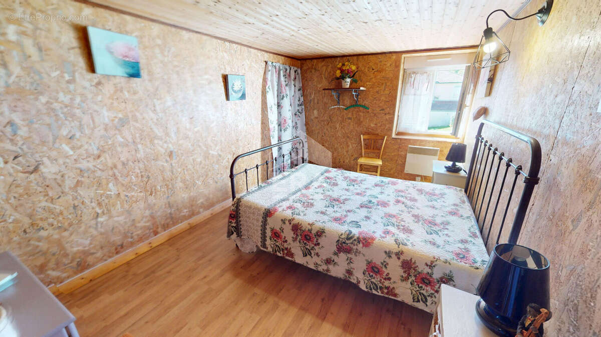 Maison à HAUTEVILLE-LOMPNES