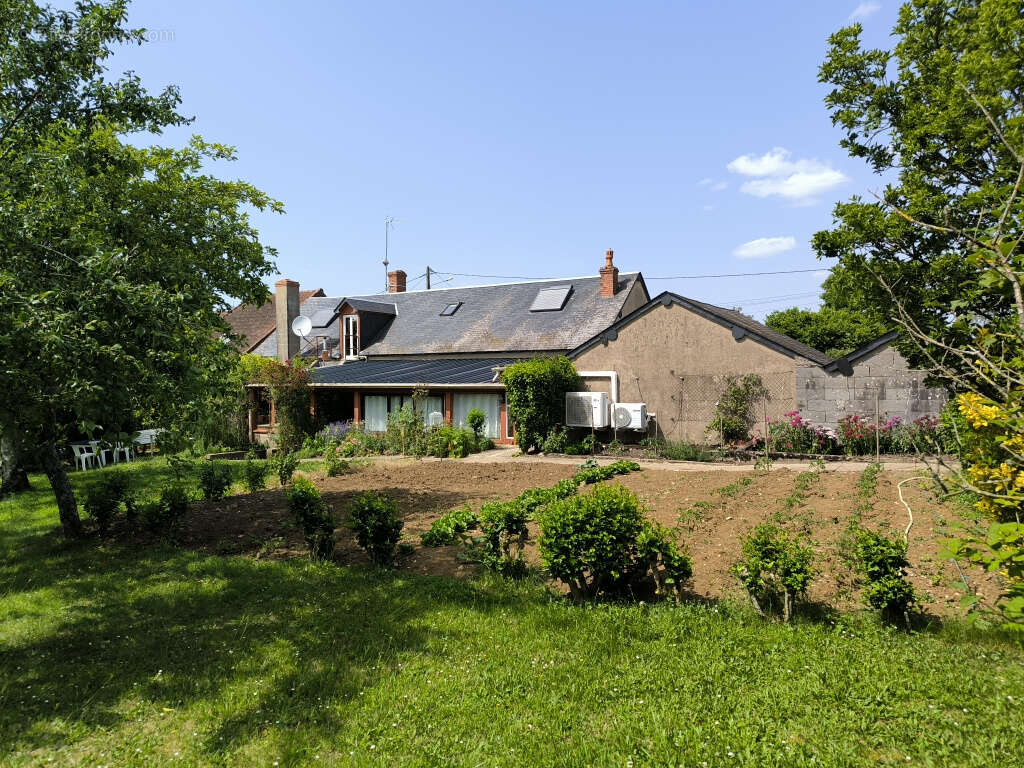 Maison à MONTAPAS