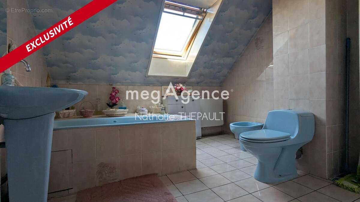 Maison à ROSNY-SUR-SEINE