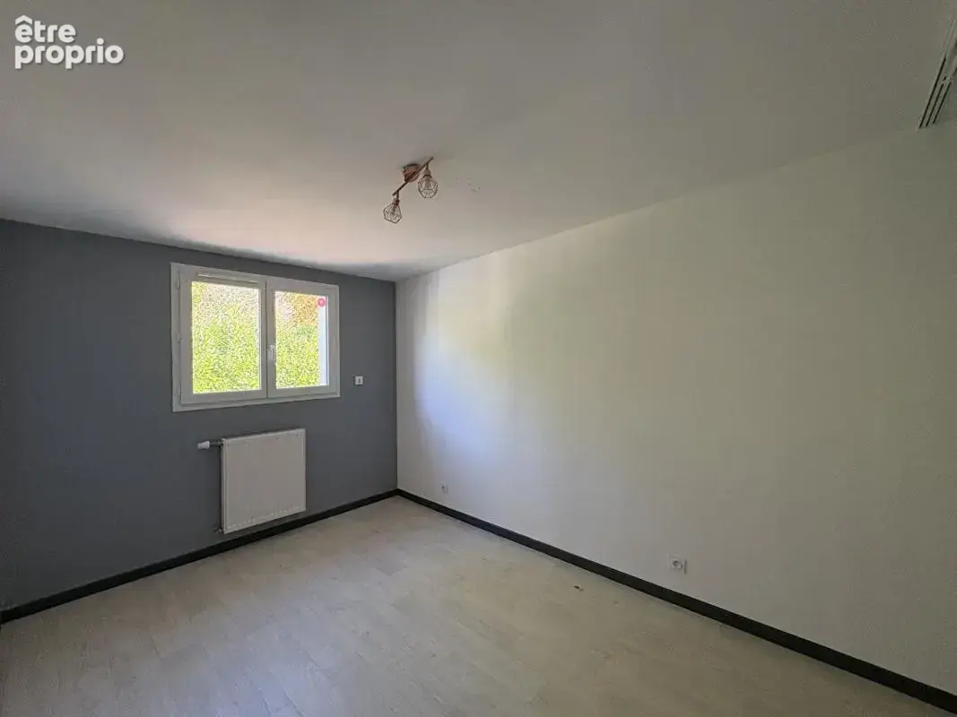 A vendre MELLAC (29300) Maison 6 pièces 4 chambres 87 m2 - photo 11
