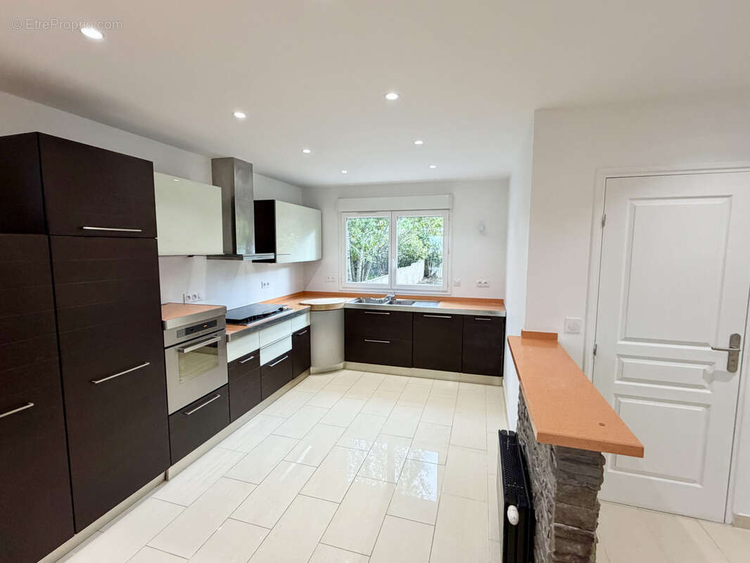 Maison à LIMEIL-BREVANNES