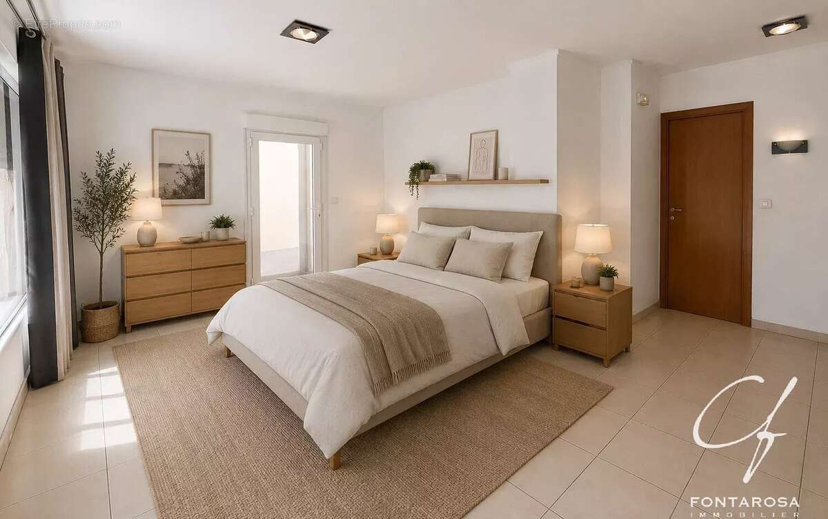 Appartement à SAINT-RAPHAEL