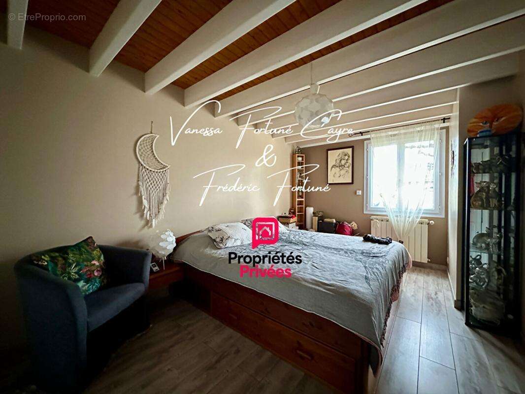 Maison à BLANQUEFORT