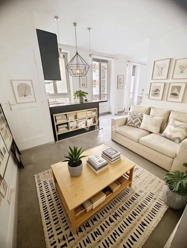 Appartement à PARIS-15E