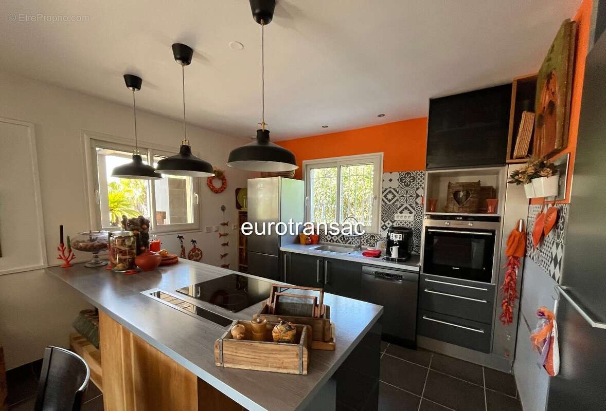 Maison à COURNONSEC