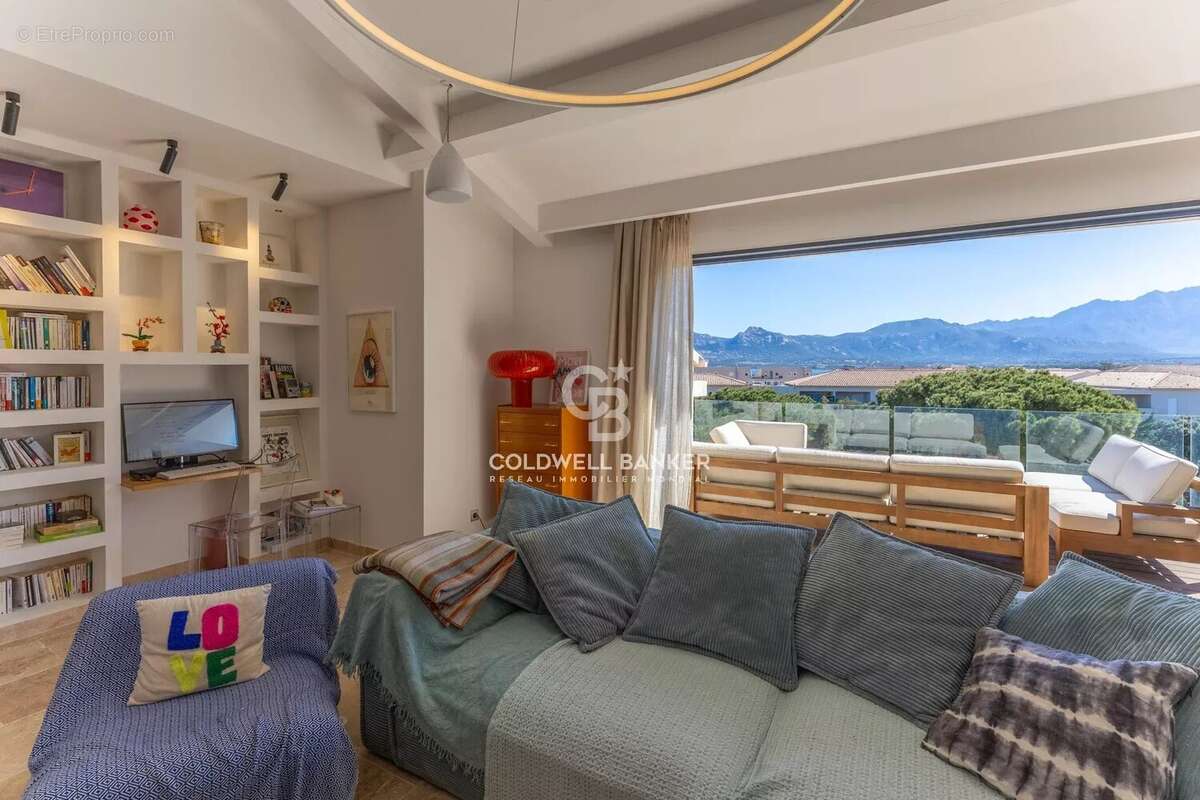 Appartement à CALVI