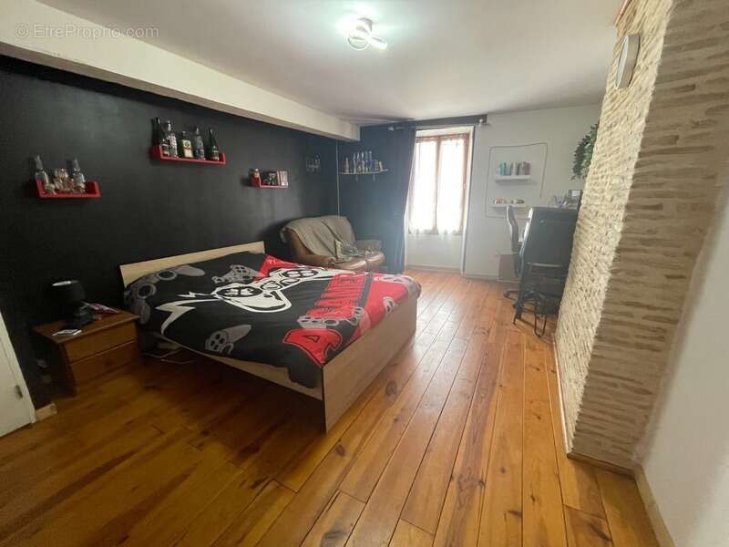 Maison de charme avec deux granges et cour intérieur 1370 m2 - photo 23