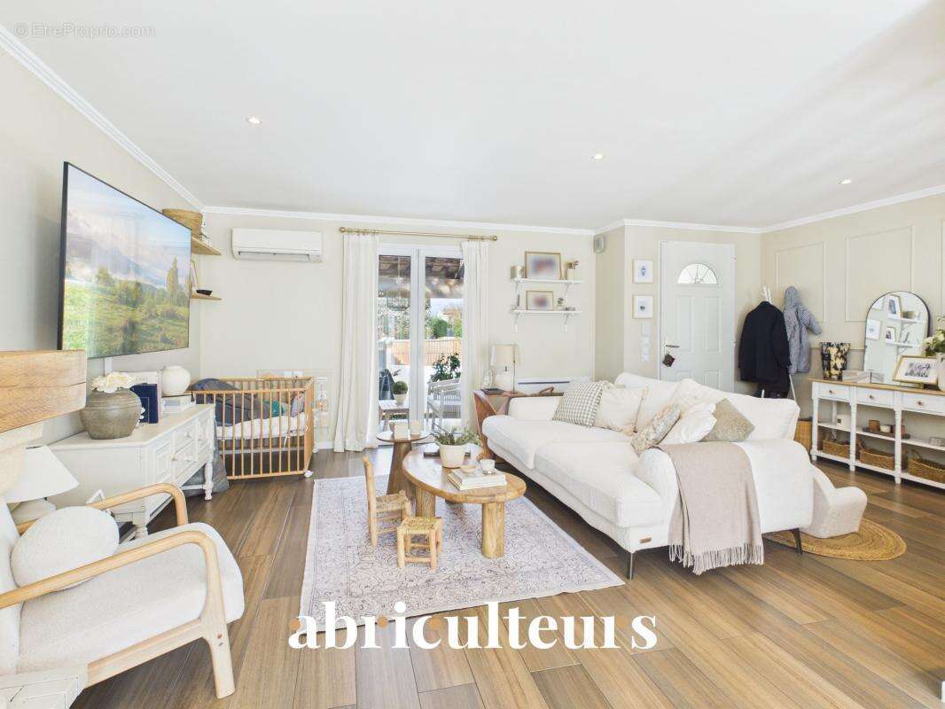 Villa T4 Plain au pied de  Luynes centre, Proche  Commerces en vente à Aix-en-Provence (13080) - photo 3