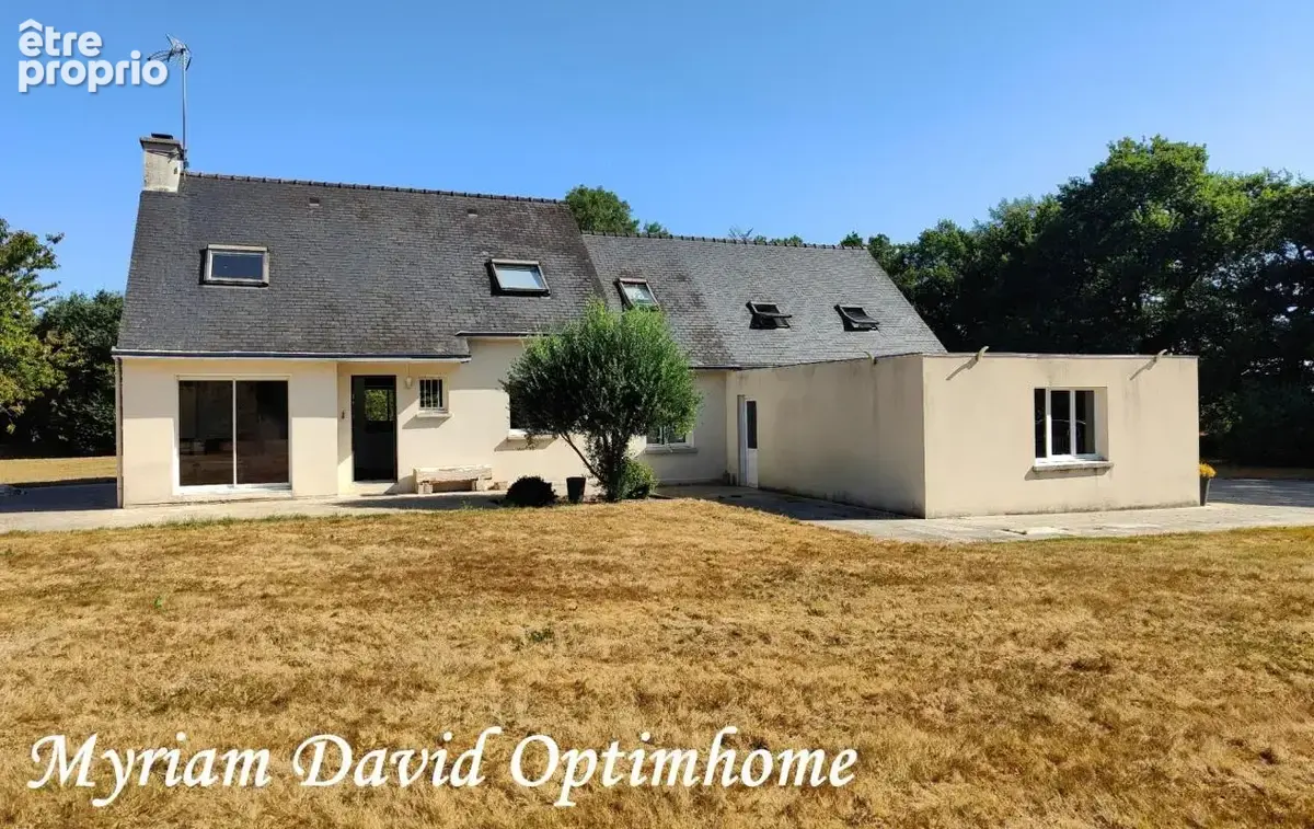 Propriété de 173 m² avec appartement indépendant et 9 000 m² de terrain à 7 mn Rostrenen - photo 21