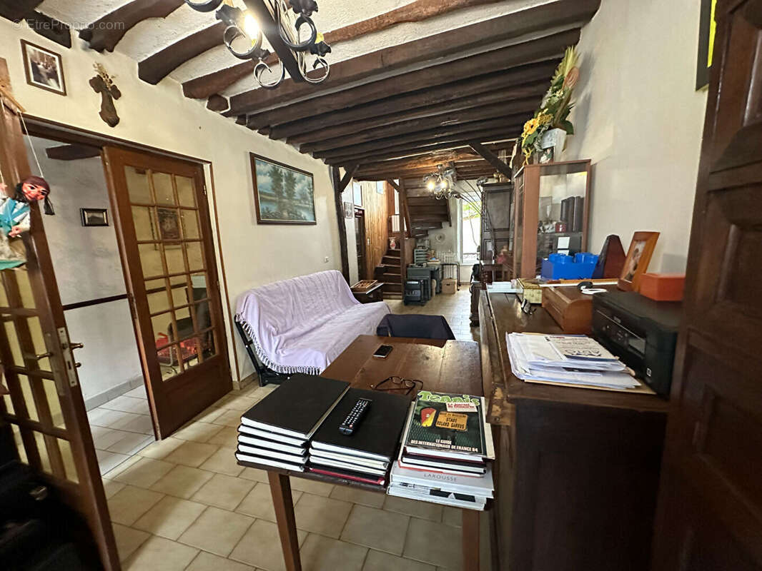 Maison à LE THILLAY