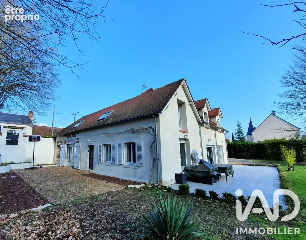 Photo 1 - Maison à SAINT-AY