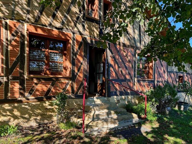 Maison à CASTELNAVET