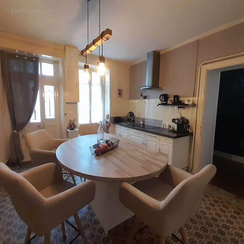 Maison à SAINT-MARCEL