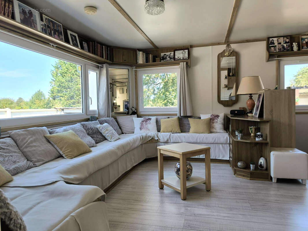 Maison à PORT-EN-BESSIN-HUPPAIN