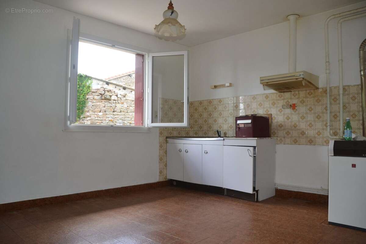 Maison à ISSERTEAUX