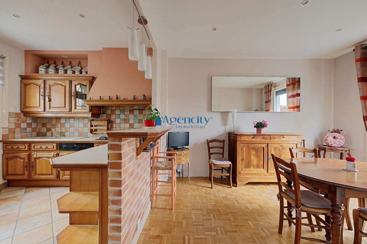 Maison à GOURNAY-SUR-MARNE