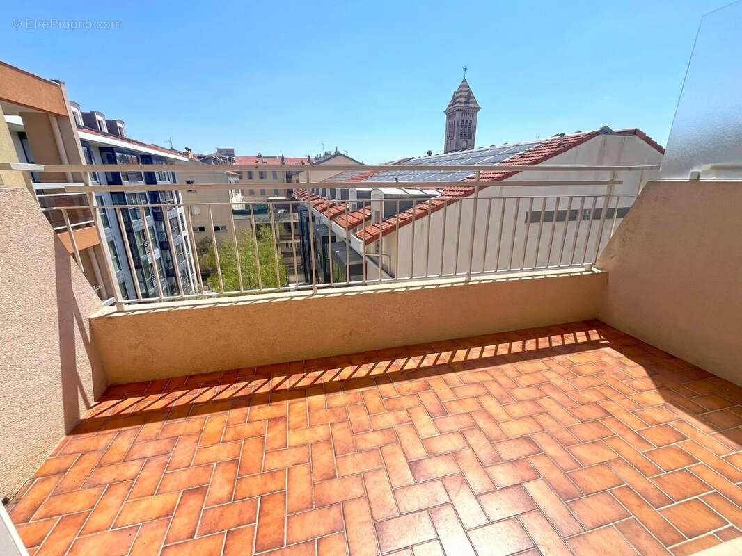 Appartement à NICE