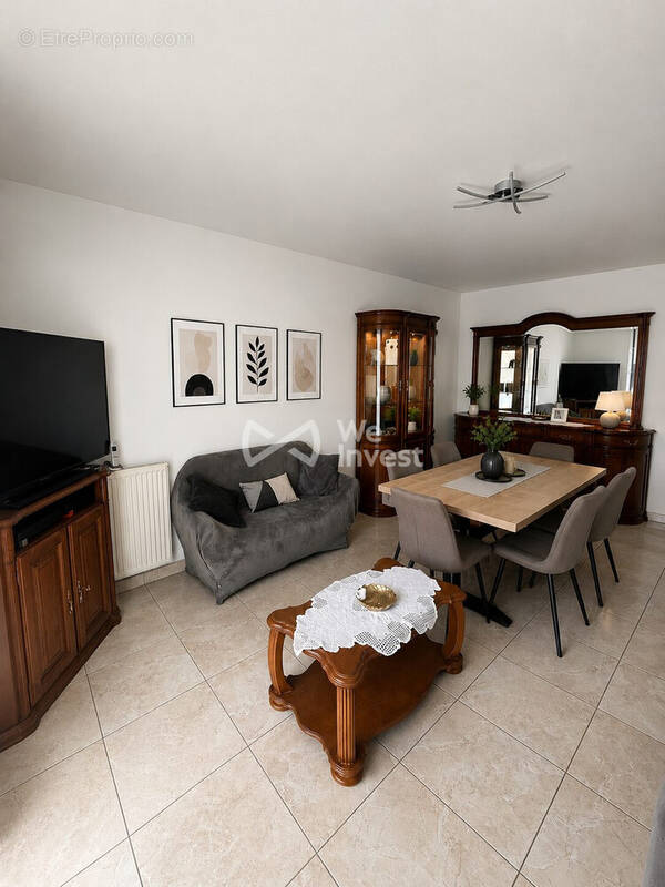 Appartement à MOISSY-CRAMAYEL