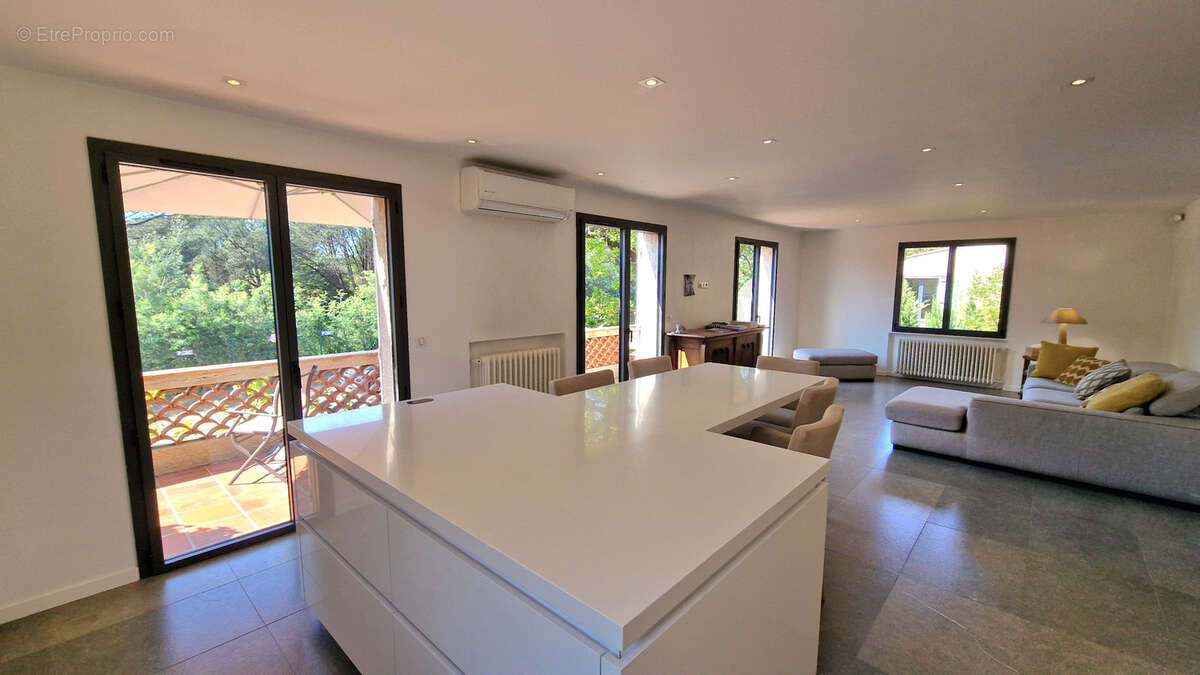 Maison à SAINTE-MAXIME