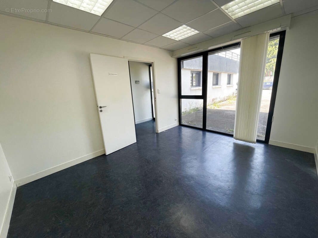 Commerce à SAINT-GREGOIRE