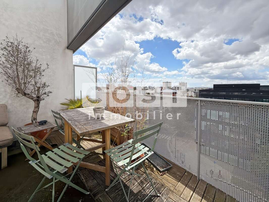 Appartement à GENNEVILLIERS