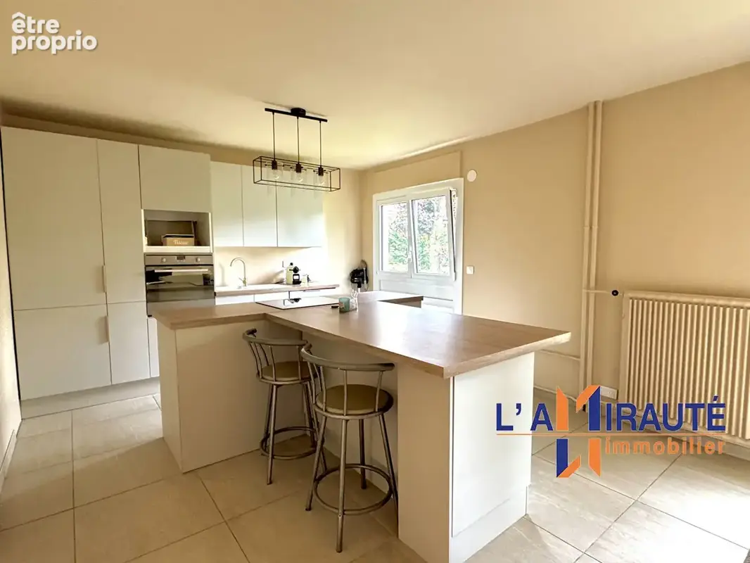 Appartement à HOUILLES