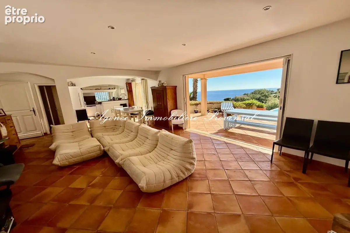Maison 5 pièces 170 m² à vendre à Sainte-Maxime (83120) - photo 9