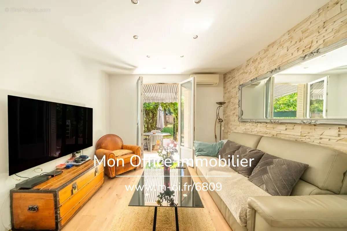 Appartement à MARSEILLE-10E