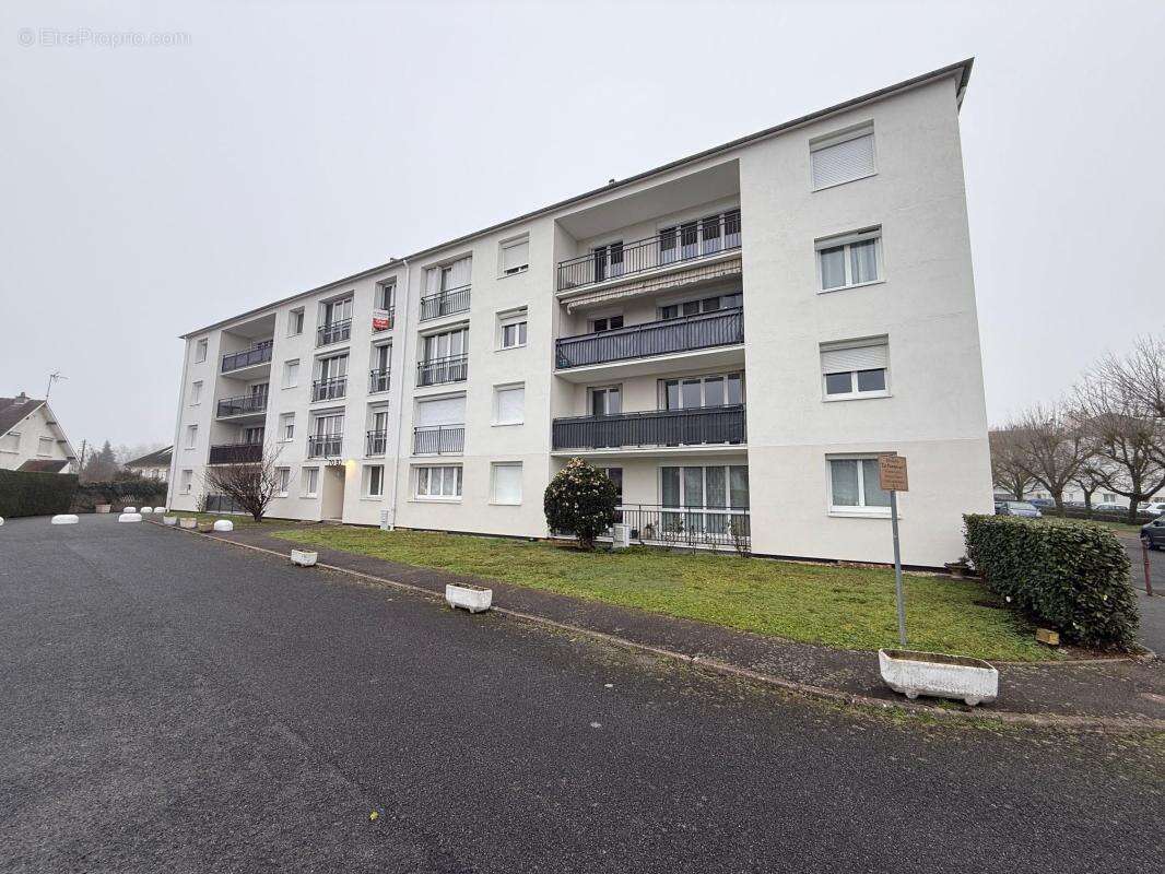 Appartement à OLIVET