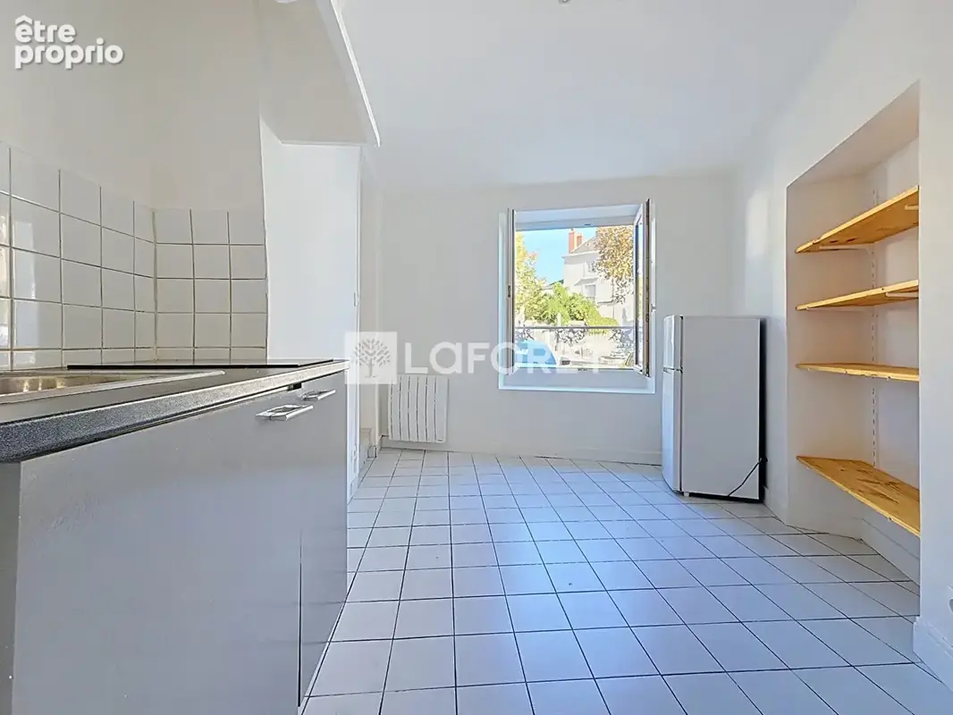 T1 bis de 31m² à 200 mètres de la Place Bichon - photo 6