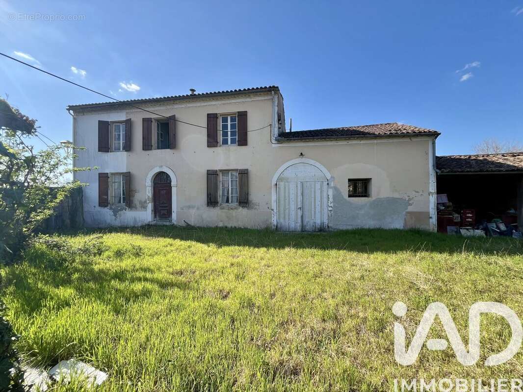 Maison 160 m² à Leogeats  - photo 8