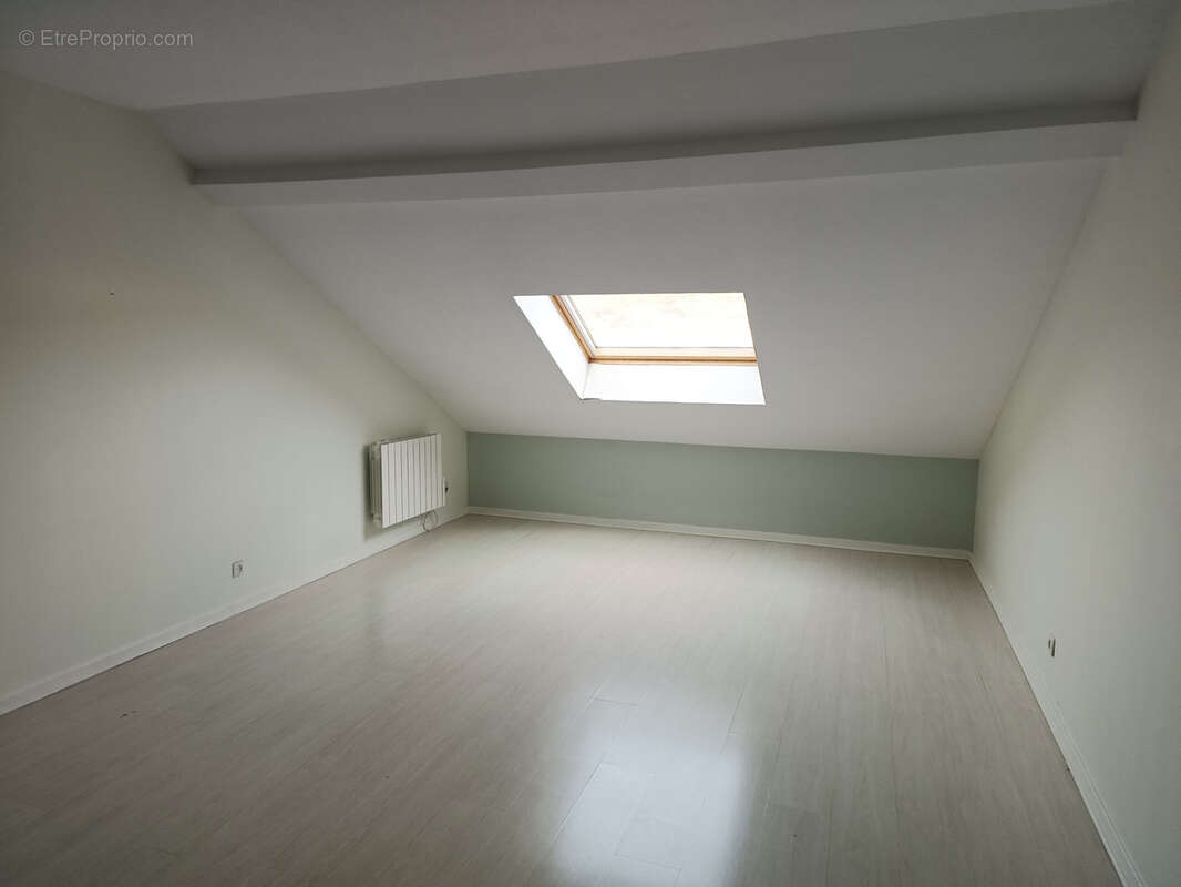 Appartement à LE PEAGE-DE-ROUSSILLON