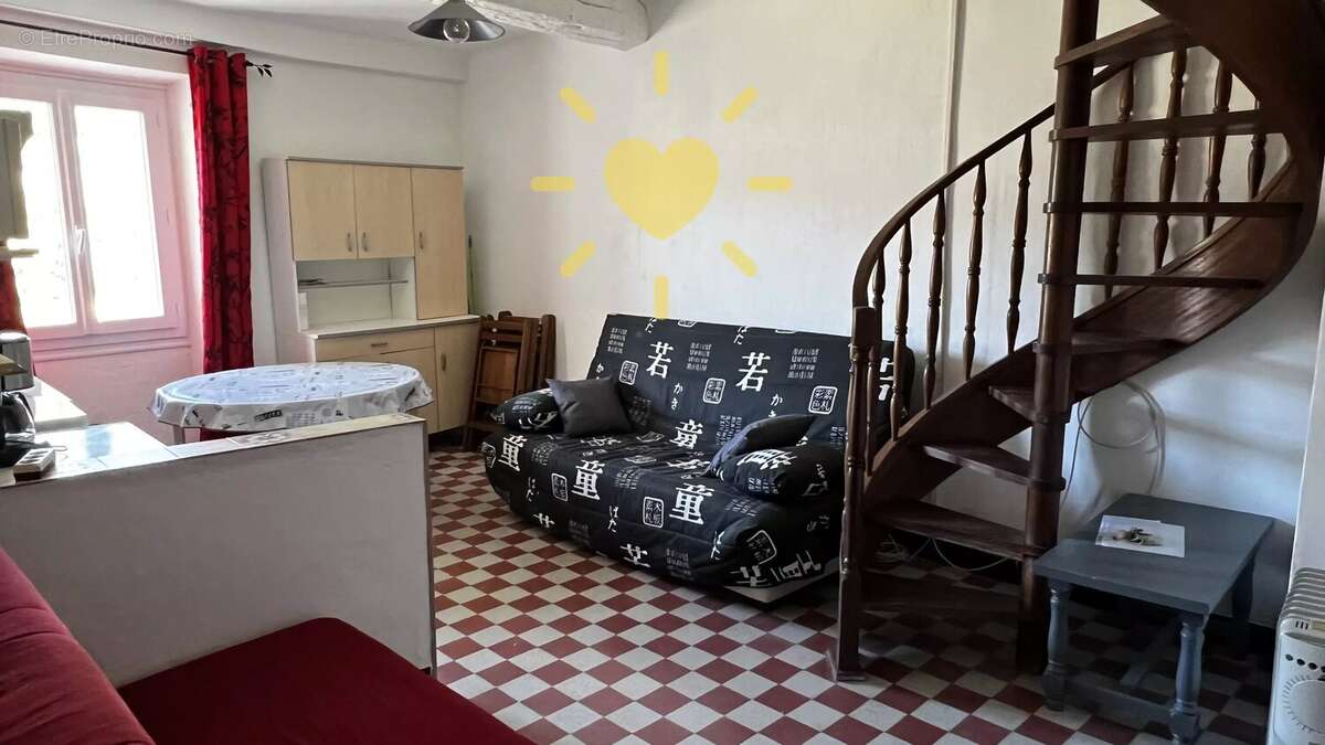 Appartement à CLAVIERS