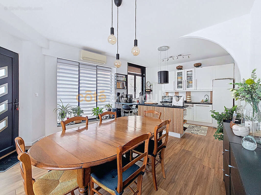 Maison à ARMENTIERES