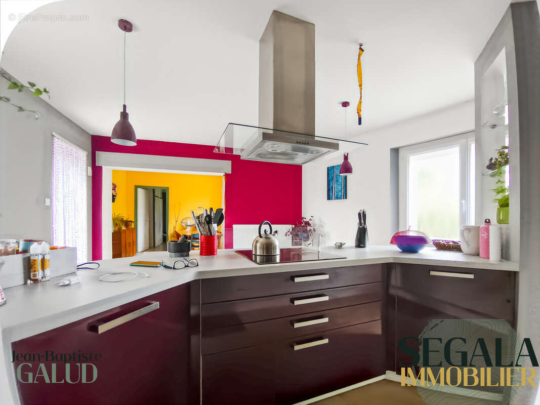 Maison à SAINTE-GEMME