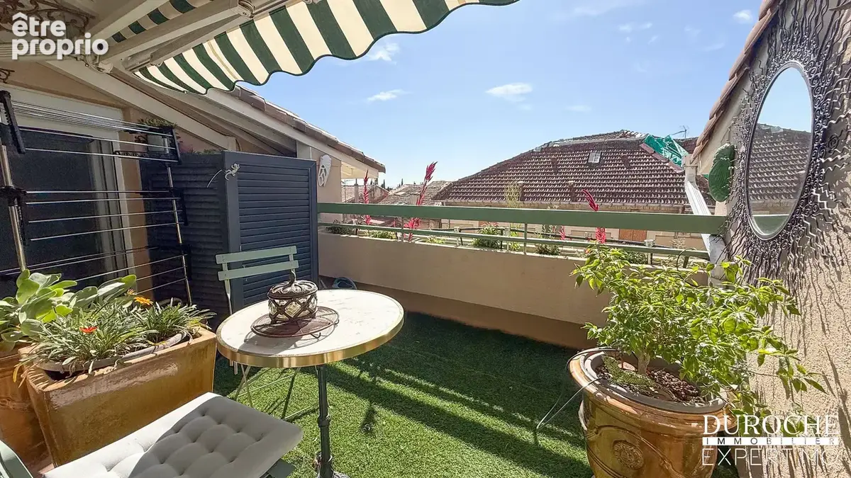 Orange - Appartement dernier étage 92 m2 avec terrasse, parking et cave   3 chambres - photo 2