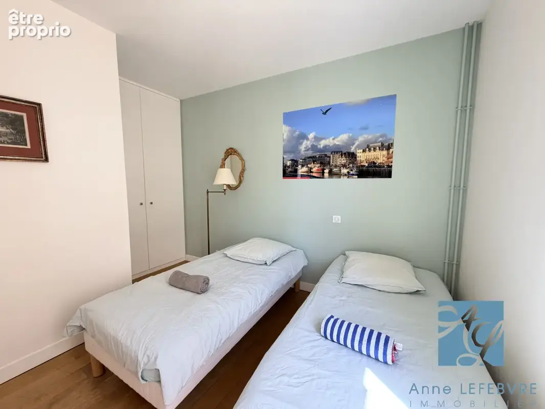 GRANDE MAISON à fort investissement - photo 13