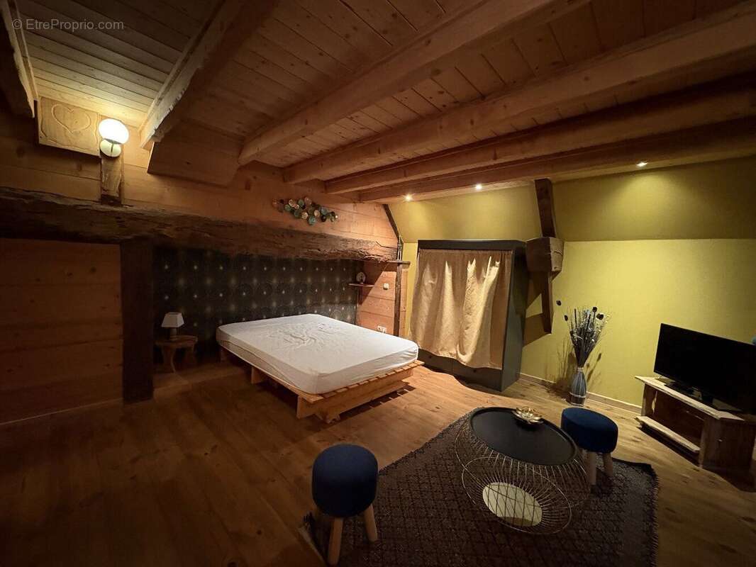 Maison à SEGONZAC