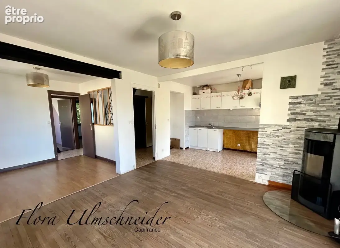 A vendre à CHINDRIEUX, maison individuelle avec fort potentiel d’évolution – Jusqu’à 140 m² habitables. Terrain et garage. Lac d - photo 4